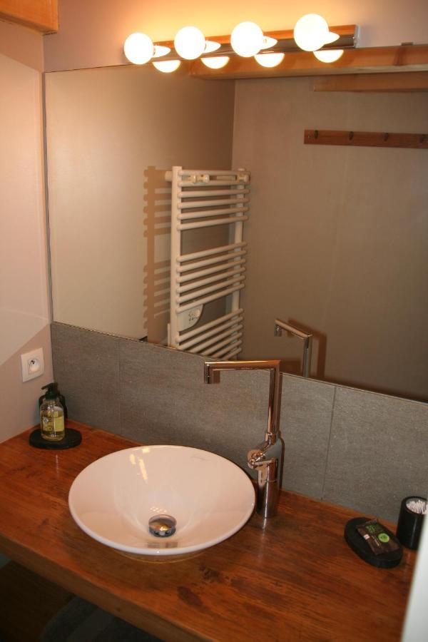 Nid Douillet Bed & Breakfast Annecy Exterior foto