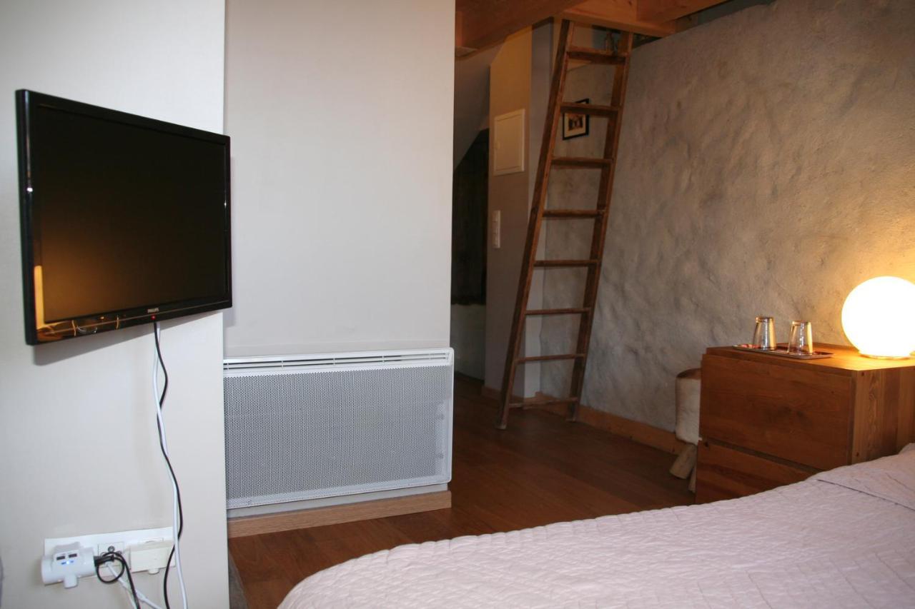 Nid Douillet Bed & Breakfast Annecy Exterior foto